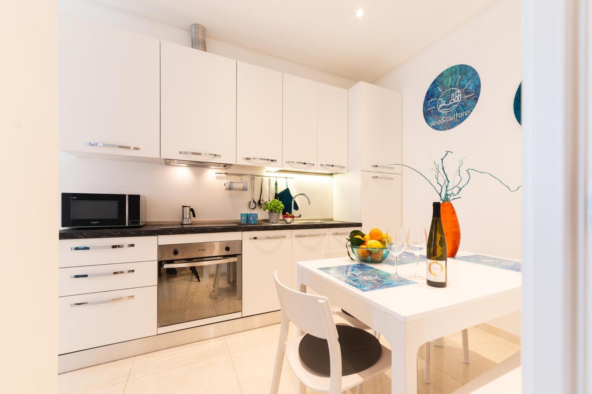 Sea & Culture San Terenzo -Lerici-300 M From The Beach Bagian luar foto